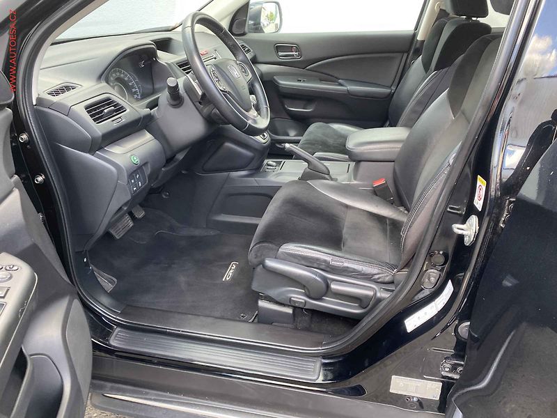 Honda CR-V (2014) 2.0 i-VTEC 4x4, LifeStyle - fotka 9 z 21