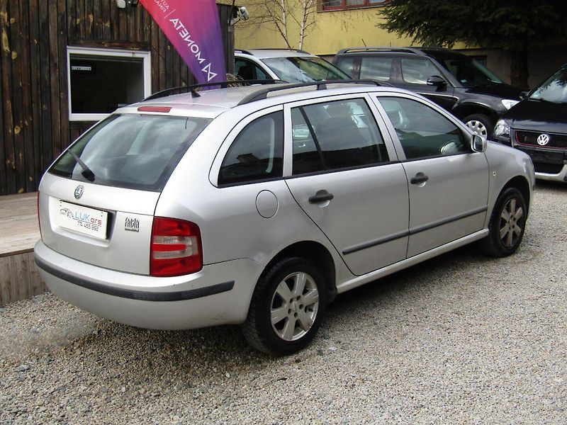 Škoda Fabia (2004) 1.4 TDI 55kW - fotka 11 z 36