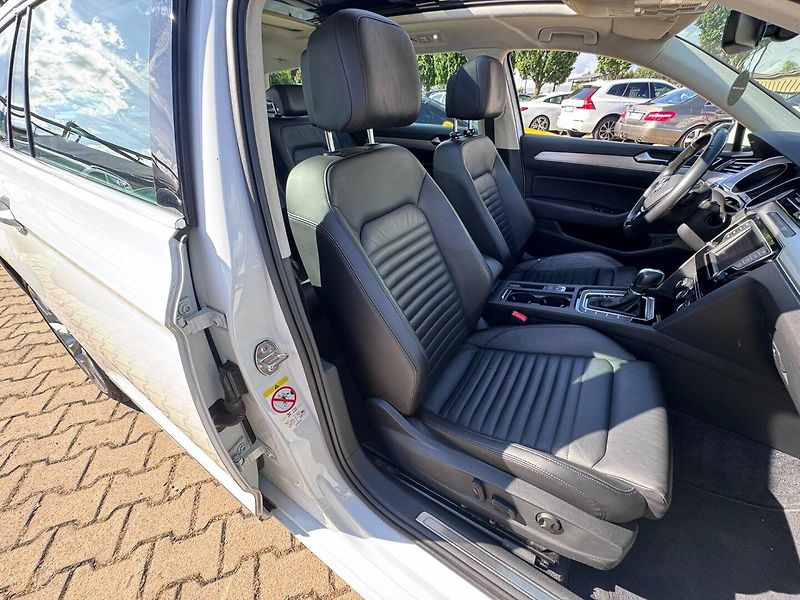 Volkswagen Passat (2017) B8 2,0 TDI 110 KW BEZ AD BLUE - fotka 35 z 50
