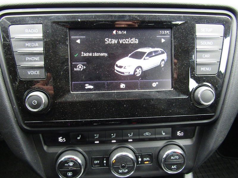 Škoda Octavia (2013) 1.2 TSI 77kW - fotka 34 z 36