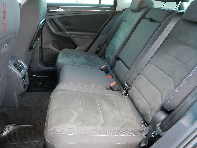 Volkswagen Tiguan (2016) 2.0TDi, Highline, DSG, panor - fotka 10 z 22