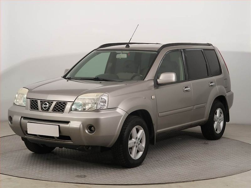 Nissan X-Trail (2006) 2.2 dCi, 4X4, Tažné - fotka 2 z 13