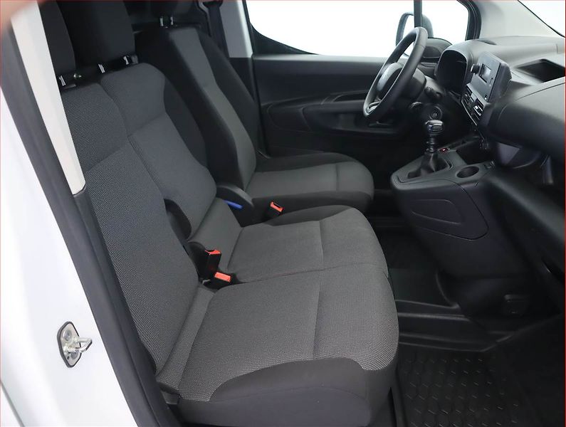 Citroën Berlingo (2022) 1.5 BlueHDi, 3Místa, SR - fotka 7 z 15