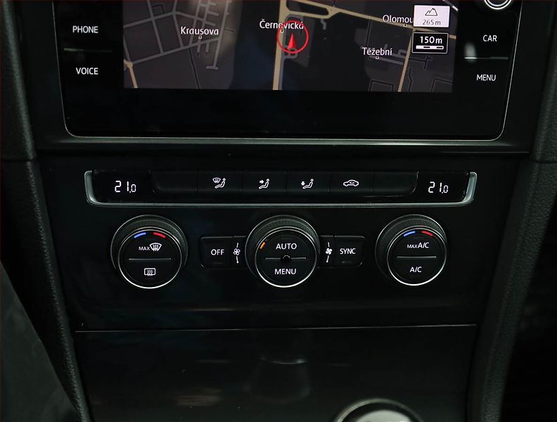 Volkswagen Golf (2017) 1.6 TDI, Serv.kniha, Navi - fotka 12 z 18