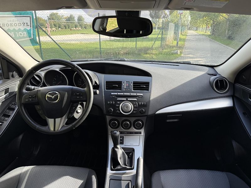 Mazda 3 1.6 High-Line - fotka 27 z 34