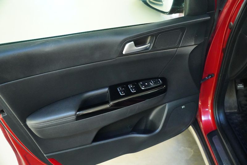 Kia Sportage - fotka 13 z 30