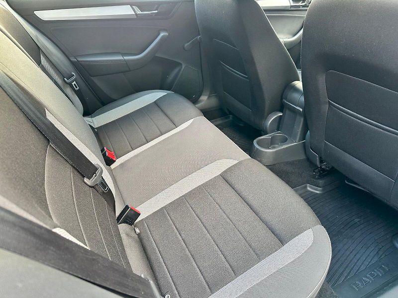 Škoda Rapid (2018) 1.0 TSI 81kW AmbitionPlus Spac - fotka 16 z 20