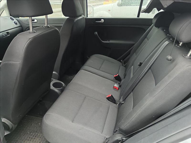 Volkswagen Golf Plus 2,0 TDi CR DSG  Trendline - fotka 20 z 24