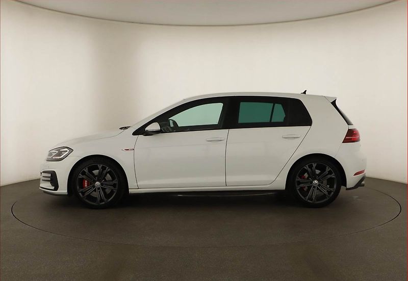 Volkswagen Golf (2019) 2.0 GTI Performance - fotka 3 z 16