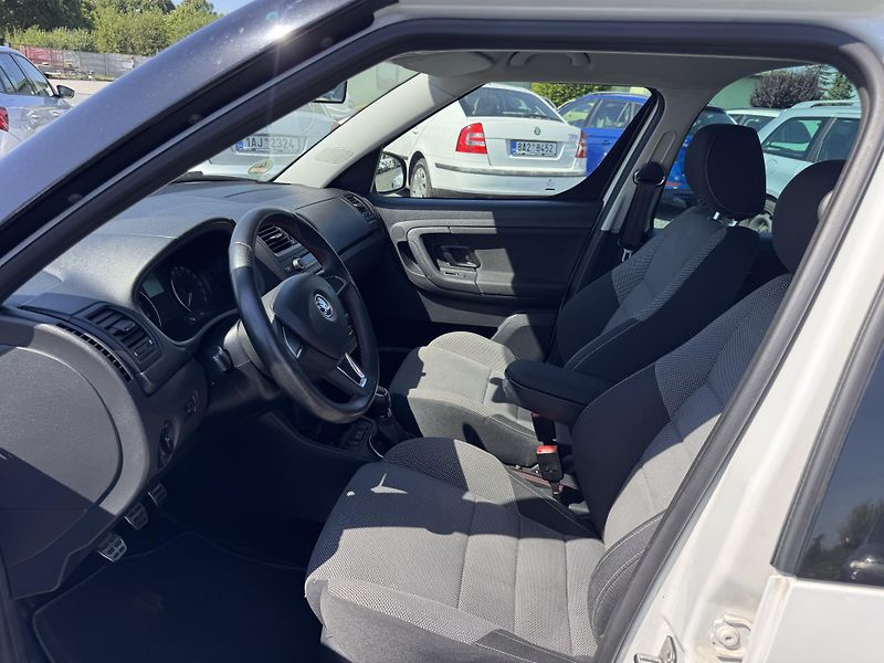 Škoda Roomster Noire 1.2 TSi, 167 tis km,DE - fotka 9 z 18