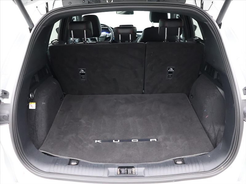 Ford Kuga 2,0 TDCi 140kW AWD ST Line X - fotka 10 z 35