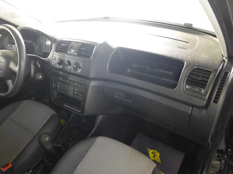 Škoda Roomster (2012) 1,4i*KLIMATIZACE*ALU*120TKM !! - fotka 19 z 25