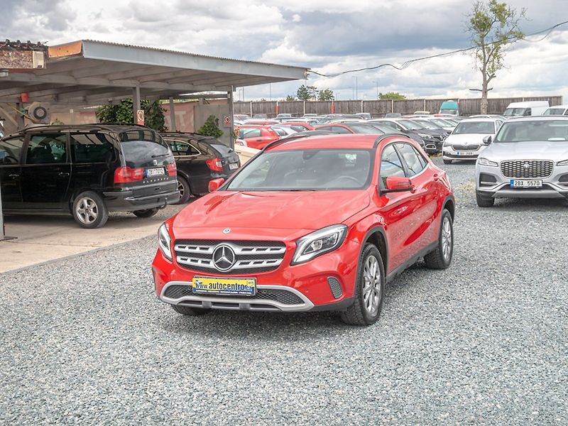 Mercedes-Benz GLA (2017) 200D 100KW LED – PO SERVISU - fotka 1 z 48