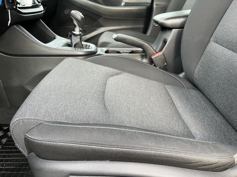 Hyundai i30 1.5T-GDi KAMERA ČR 1.MAJ. DPH - fotka 11 z 47
