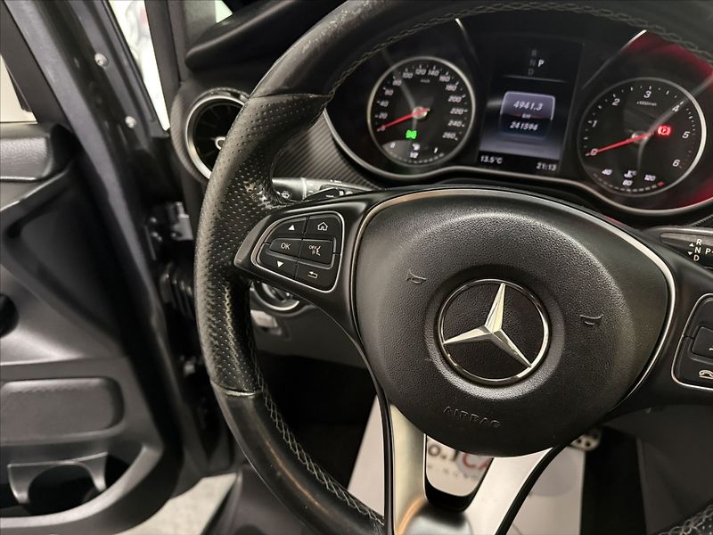 Mercedes-Benz Třídy V 2,0   250D 4MATIC AMG KAMERA - fotka 11 z 32