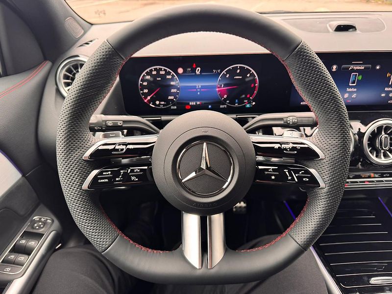 Mercedes-Benz GLA (2026) 200 d 4MATIC - fotka 13 z 24