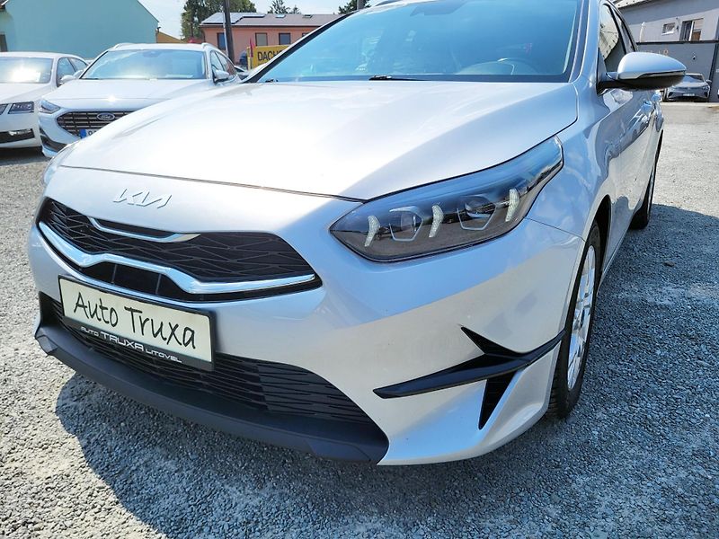 Kia Ceed 1.5 T-GDI 118kW Top SW *ČR - fotka 37 z 49
