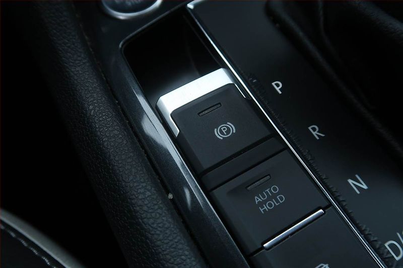Volkswagen Tiguan Allspace (2017) 2.0 TDI, 4X4, Automat, 7 míst - fotka 23 z 28