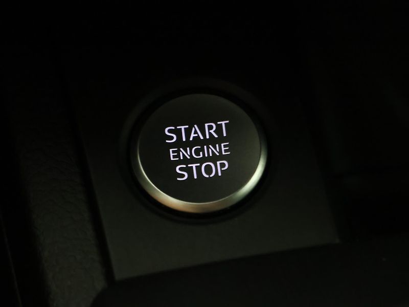 Audi A4 Avant 2,0 TDI 110kW Stronic LE - fotka 29 z 40