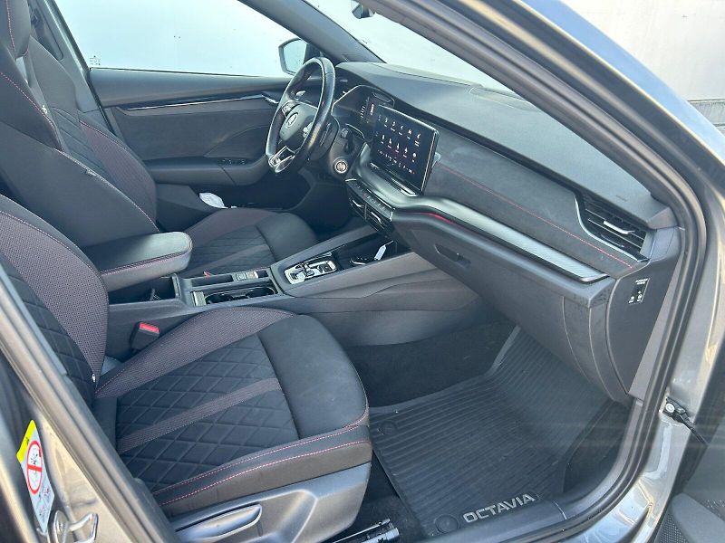 Škoda Octavia (2023) COM RS TD 147/2.0 A7A - fotka 11 z 33