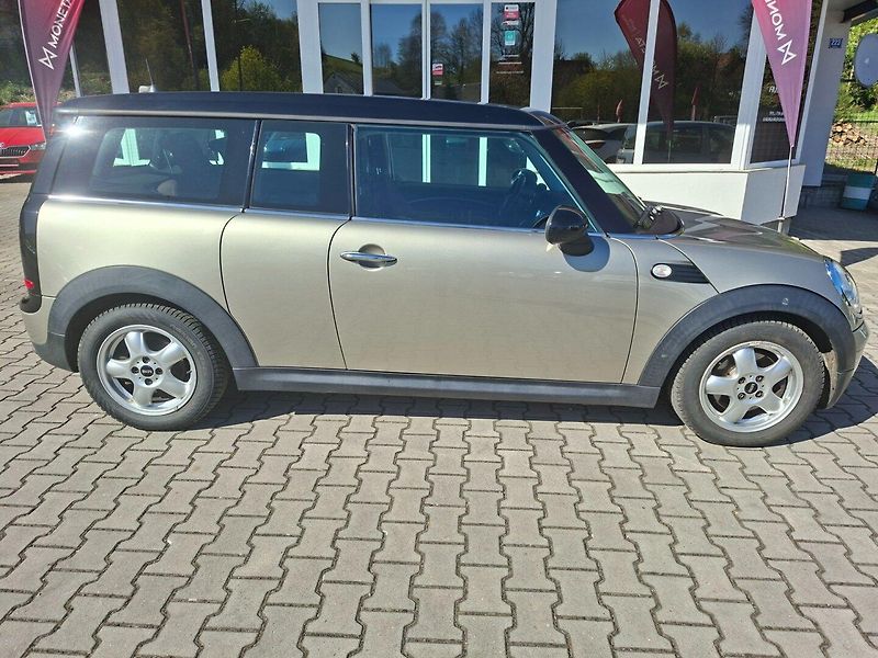 Mini Clubman (2009) 1.6i 88kW -VYHŘ.SED.-P.SENSORY - fotka 9 z 32