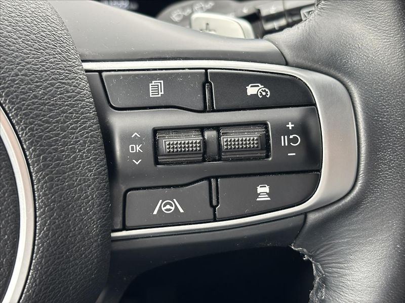 Kia Sportage 1,6 TGDi HEV AT TOP ADAPTIV - fotka 39 z 49