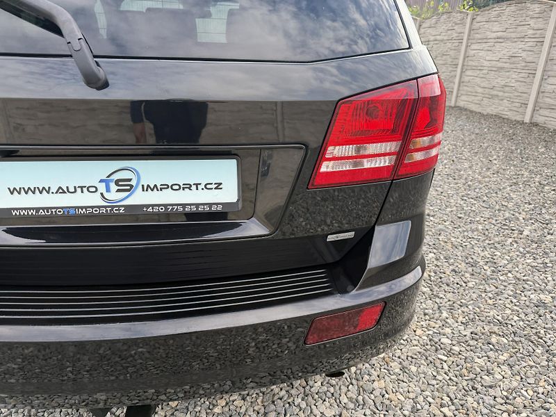 Dodge Journey 2.0CRD KLIMA NAVI KŮŽE AUTOMAT - fotka 41 z 148