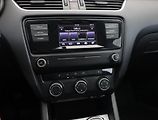 Škoda Octavia (2016) Ambition 2.0 TDI, Tempomat - náhled 9