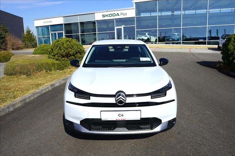 Citroën C4 (2026) 1,2 Hybrid 110k Automatic YOU - fotka 2 z 17