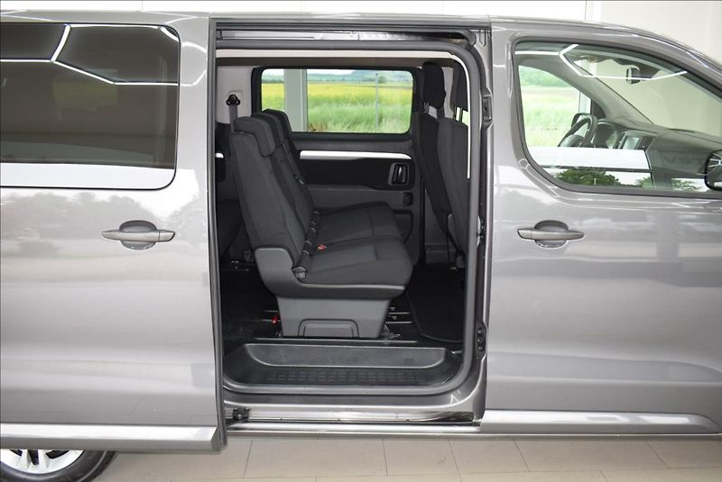 Peugeot Traveller 2,0 HDi, 8-míst, NAVIGACE - fotka 14 z 33