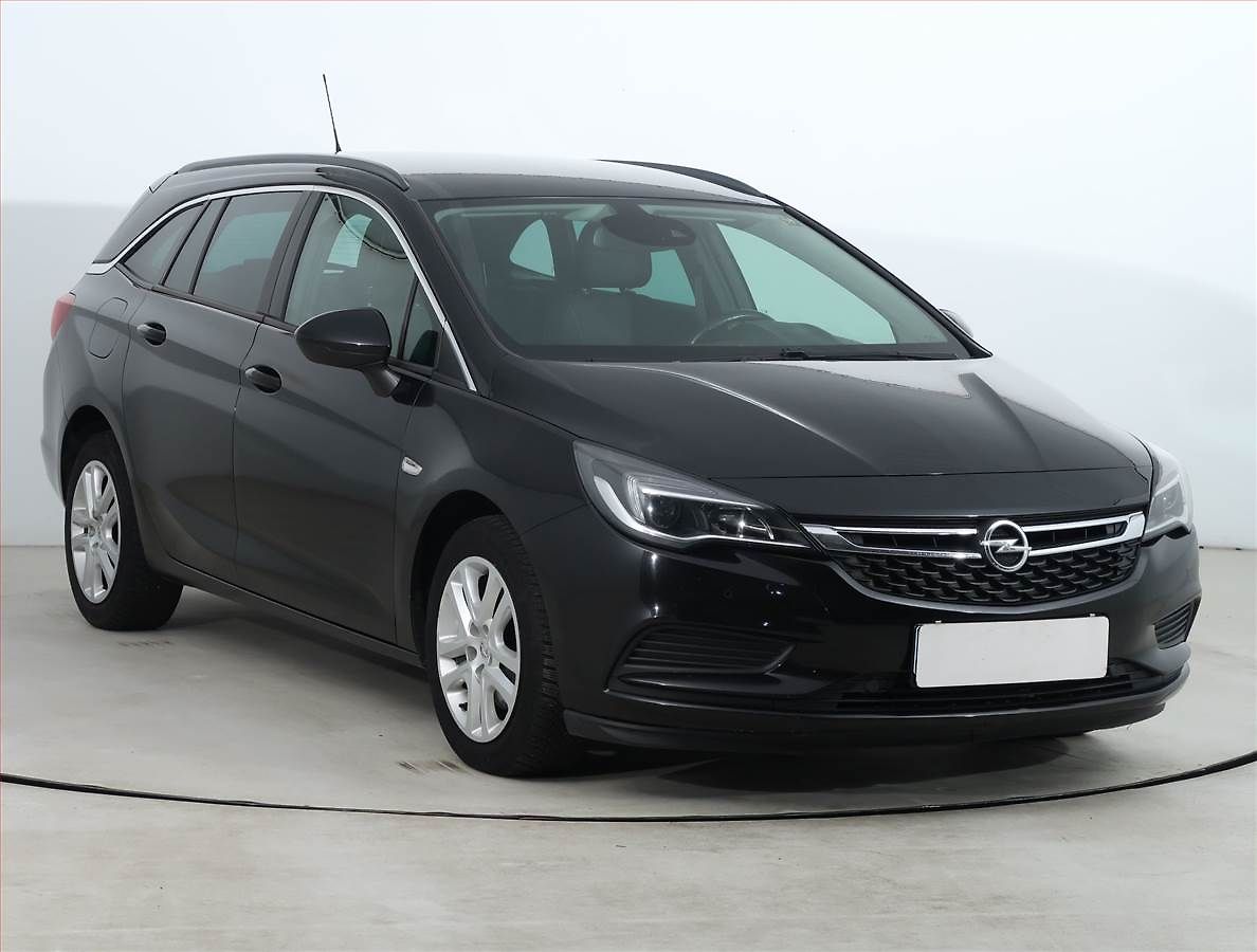 Opel Astra 1.6 CDTI, Tempomat
