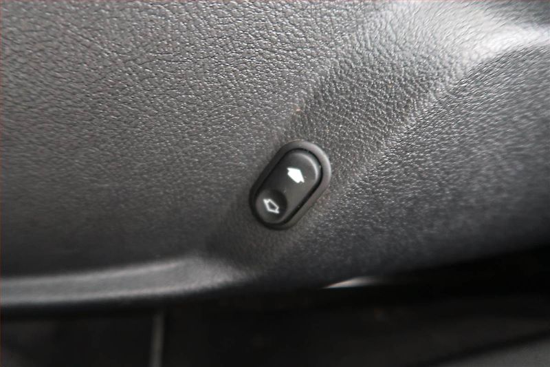 Ford Mondeo (2009) 2.0 TDCi, Navi, Tempomat - fotka 22 z 22