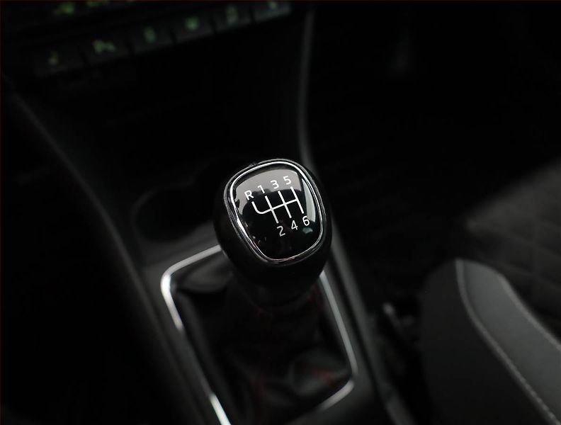 Škoda Rapid (2019) Monte Carlo 1.0 TSI, Bi-Xenony - fotka 11 z 16