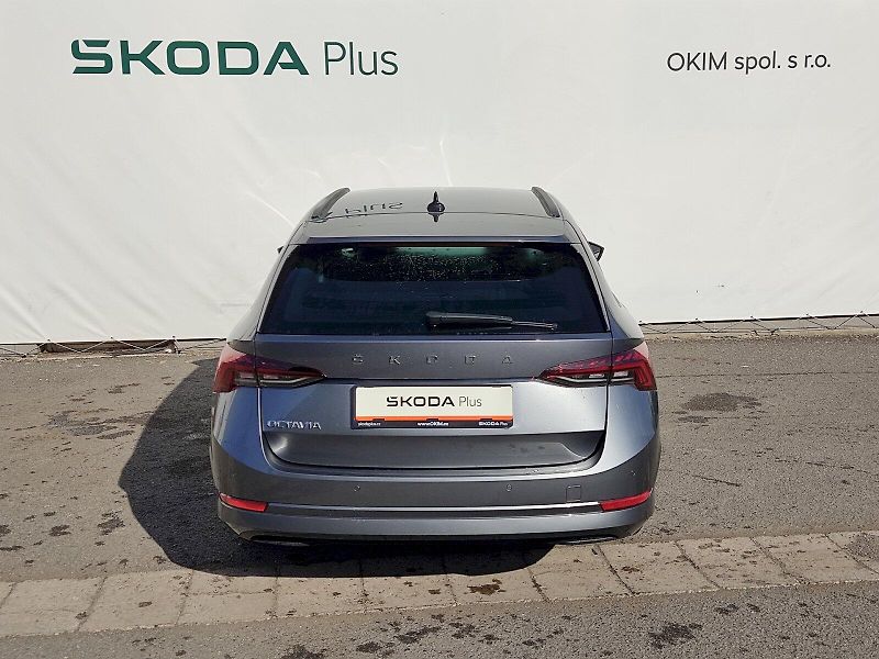 Škoda Octavia (2023) combi Tour 2,0 Tdi 110 Kw - fotka 33 z 37