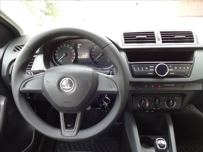 Škoda Fabia III 1,4 TDI 66kW - fotka 33 z 47