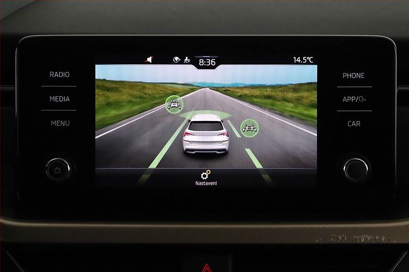 Škoda Kamiq (2021) Style 1.0 TSI, ČR,1.maj - fotka 14 z 19