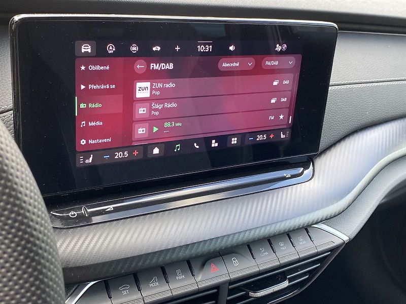 Škoda Octavia (2025) Combi 1.5 TSI DSG Sportline - fotka 10 z 39