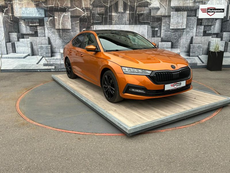 Škoda Octavia (2022) 1.5TSi,110KW,VYHŘ.SEDADLA,TEMP - fotka 1 z 21