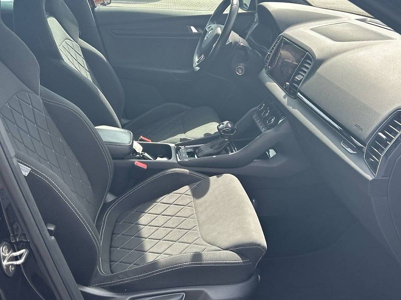 Škoda Karoq (2020) 1.5 TSI 7DSG Sportline - fotka 10 z 29