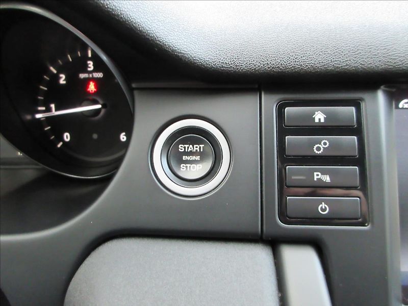 Land Rover Discovery Sport 2,0 TD4 110Kw, AWD, Nové v ČR - fotka 23 z 31