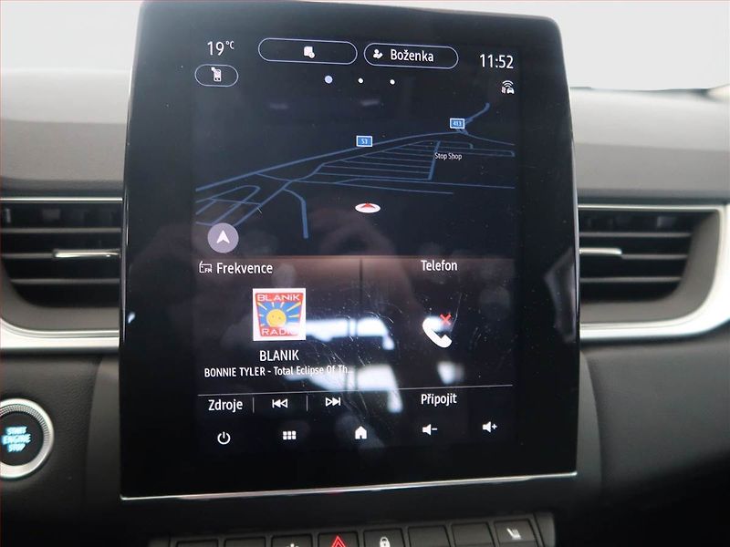 Renault Captur (2023) E-Tech Plug-in - fotka 12 z 15