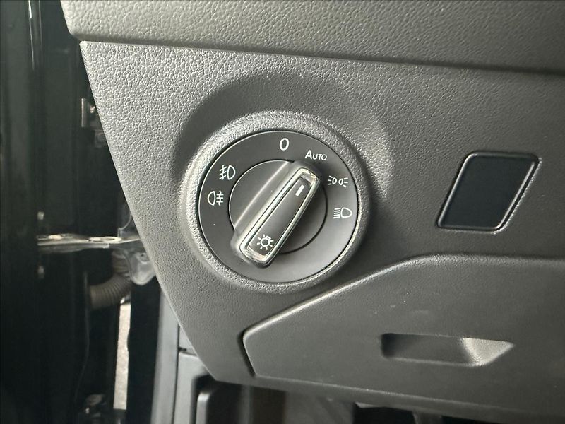 Seat Leon 1,4   FR,TSI103kW,ŘEMEN,SERVIS - fotka 12 z 24