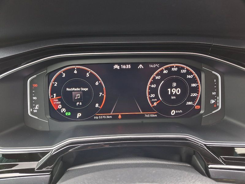 Volkswagen Polo (2023) GTI DSG 2,0TSi 152kW - fotka 16 z 34