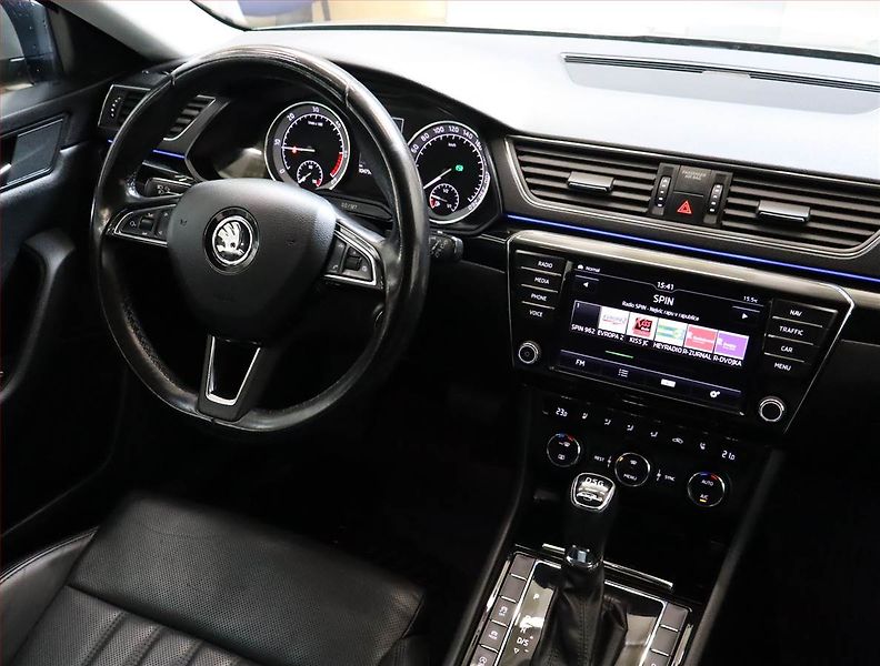 Škoda Superb (2016) Laurin&Klement 2.0 TDI 4x4 - fotka 7 z 24