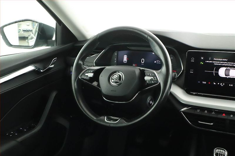 Škoda Octavia (2020) Style 2.0 TDI, Navi, Tempomat - fotka 8 z 17
