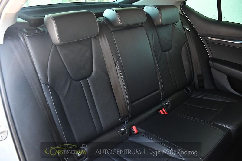 Škoda Octavia 2.0TDi 110kW DSG  - fotka 20 z 54