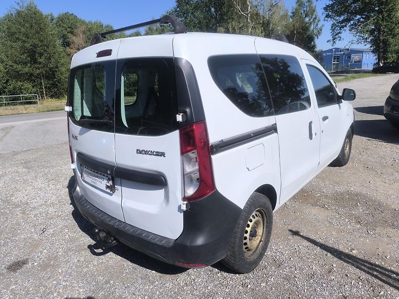 Dacia Dokker 1,6i 75KW,TZ,TOP CENA - fotka 4 z 12