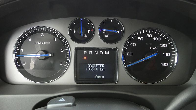 Cadillac Escalade 6,2 V8 301kW - fotka 13 z 23