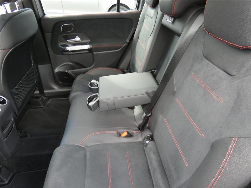Mercedes-Benz GLB 2,0 200d 4M, 1.Maj, ČR. DPH - fotka 17 z 34