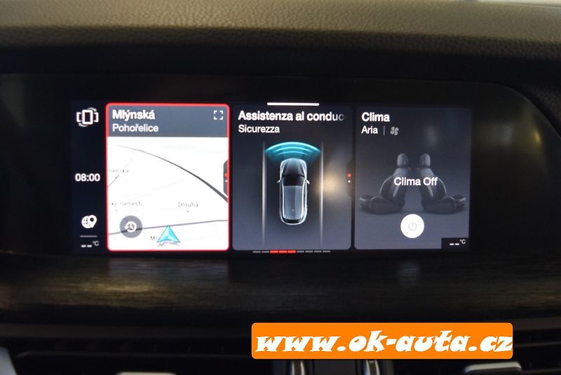 Alfa Romeo Stelvio 2.2 JTD Q4 FACELIFT 2021 - fotka 38 z 56
